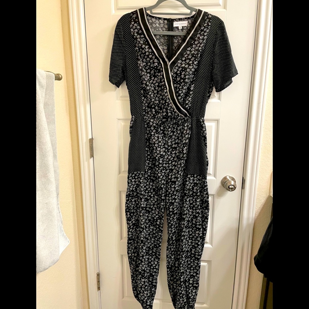 NWT Piper & Scoot floral polka dot B&W jumpsuit